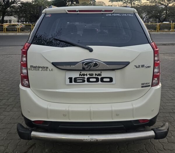 Xuv500 w10 automatic - Image 5